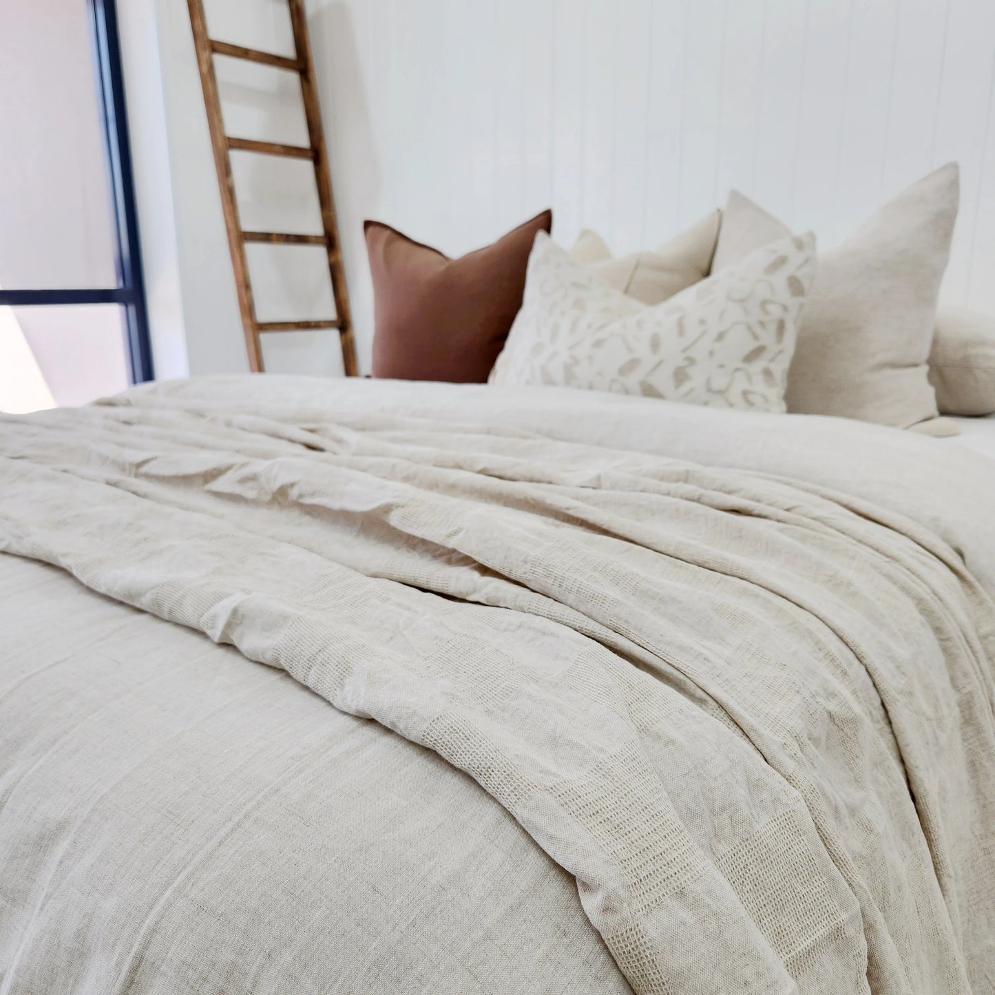 CHARTRES JACQUARD LINEN COTTON BEDCOVER