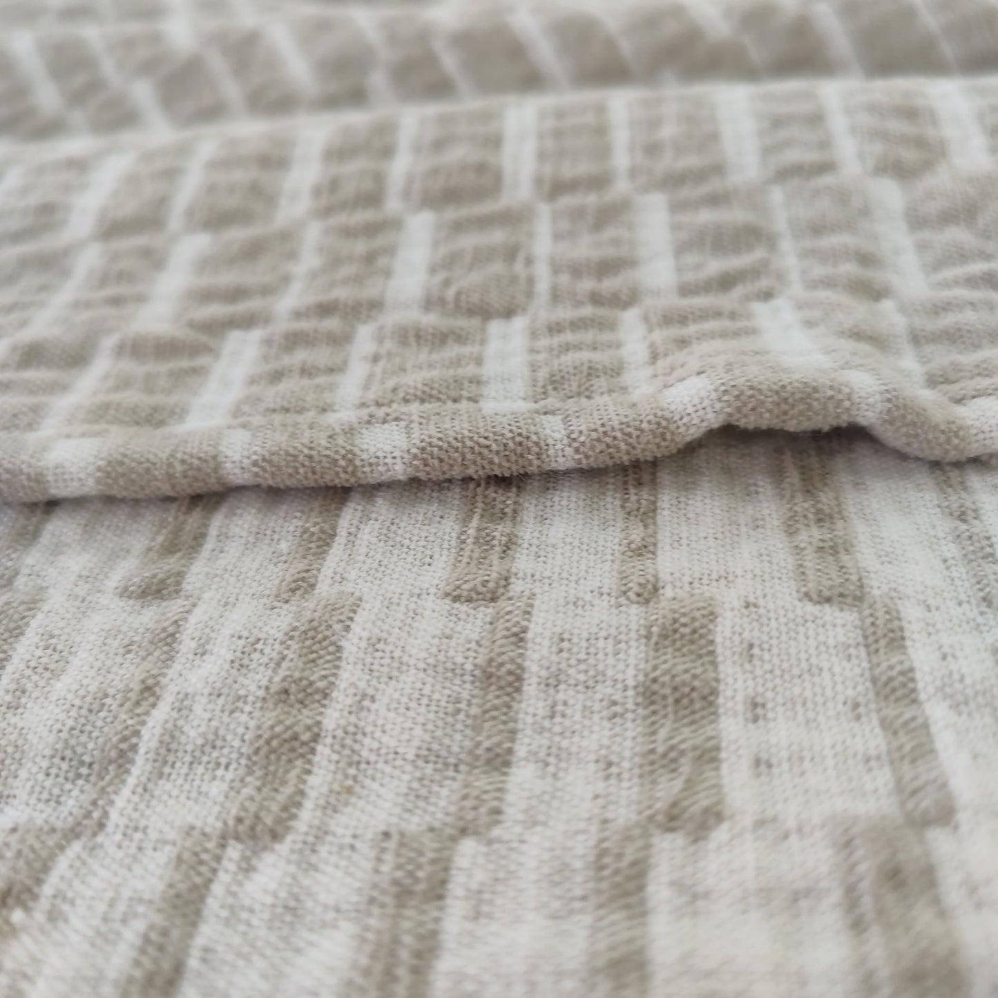 MOSAIC JACQUARD DOUBLE SIDED LINEN COTTON THROW