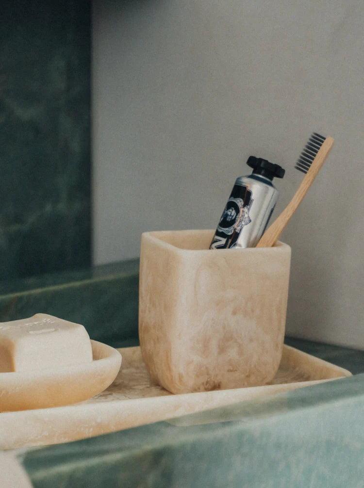PEACH BLUSH FLOW RESIN TOOTHBRUSH HOLDER